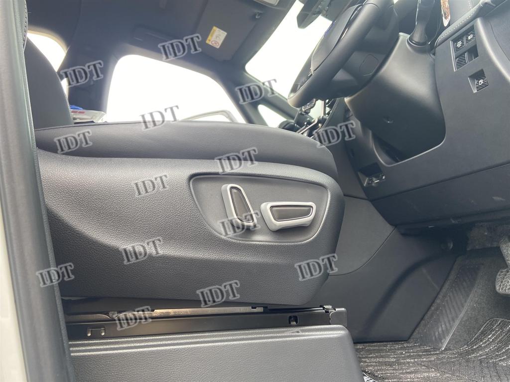 IDT 40 Series Alphard Parts Power Seat Switch Cover Front