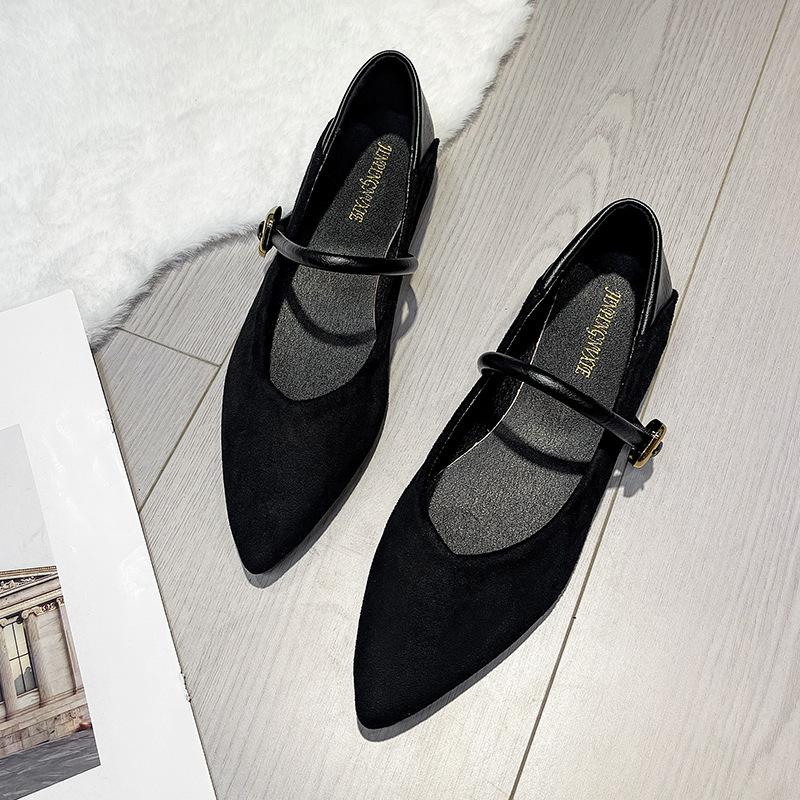 

Pointed inner height increase commuter work shoes French retro light mouth single shoes fashionable versatile one-word belt Mary Jane shoes women 35 чёрный