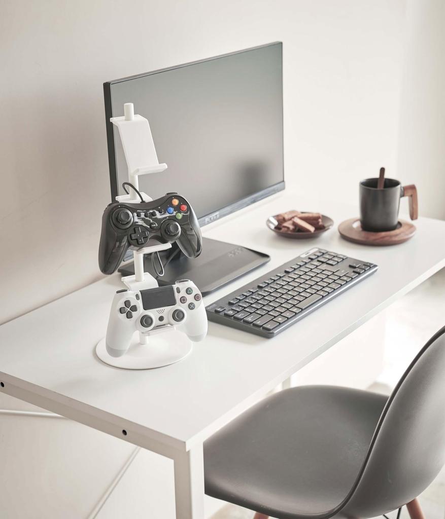 Yamazaki Game Controller Storage W17 X D17 X Charges While Controller 5088 Rack, White, Approx. H38.5cm, Smart, Placed, Case,