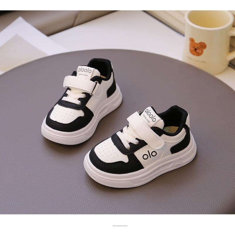 Nieuwe Kinder Sportschoenen Meisjesschoenen Kleine Witte Schoenen Jongens Board Schoenen Zachte Zool Ademend Casual Studentenschoenen Trendy