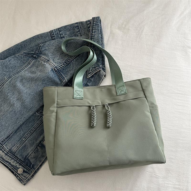 Simple Korean version of large-capacity commuter tote bag, winter new light fashion casual single shoulder underarm women's bag