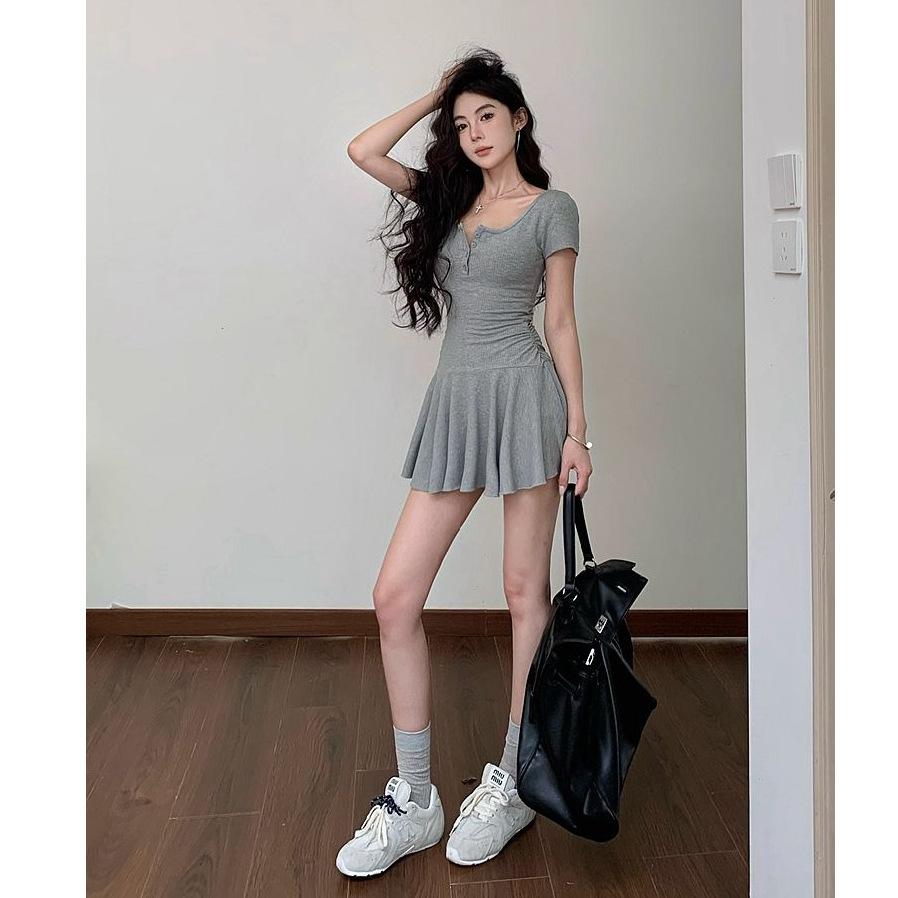 [Dress + Shorts] Pure waist pleated skirt short-sleeved dress high waist bottoming shorts two-piece set
