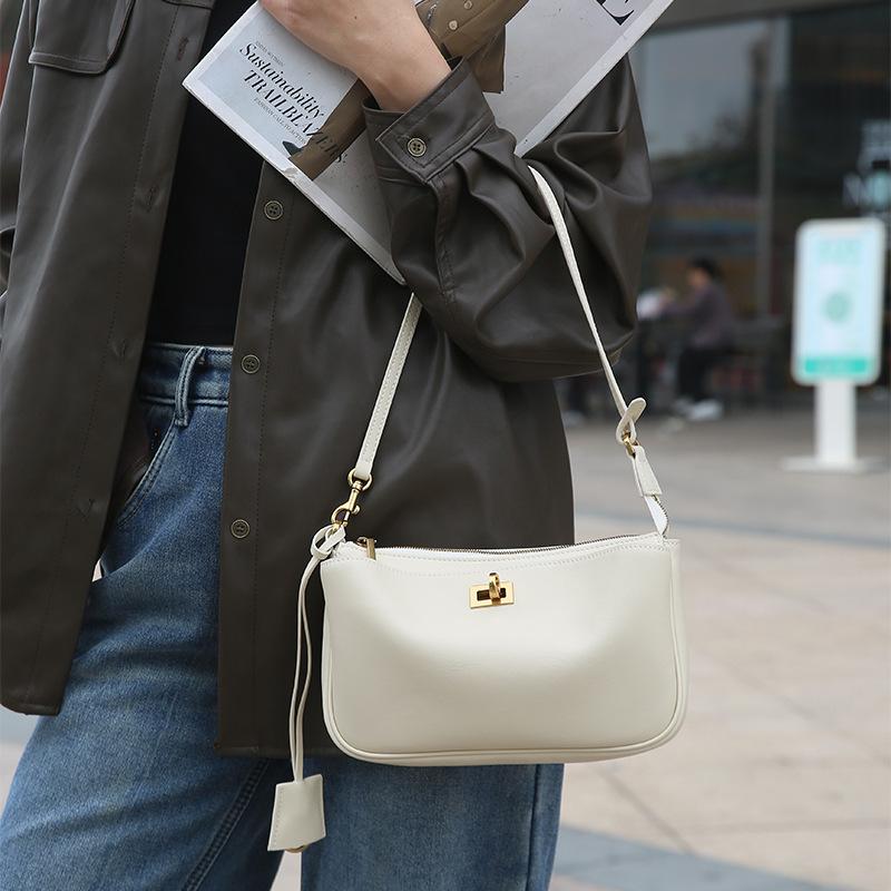 New first-layer cowhide European and American fashion armpit bag small square bag single shoulder crossbody leather mahjong bag