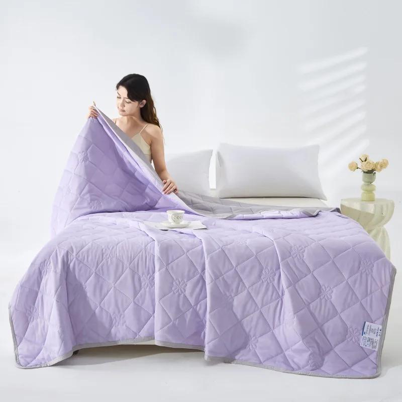 

2025 New class A summer cool quilt cold silk single double air conditioner quilt solid color cold summer quilt 150x200cm 1pcs