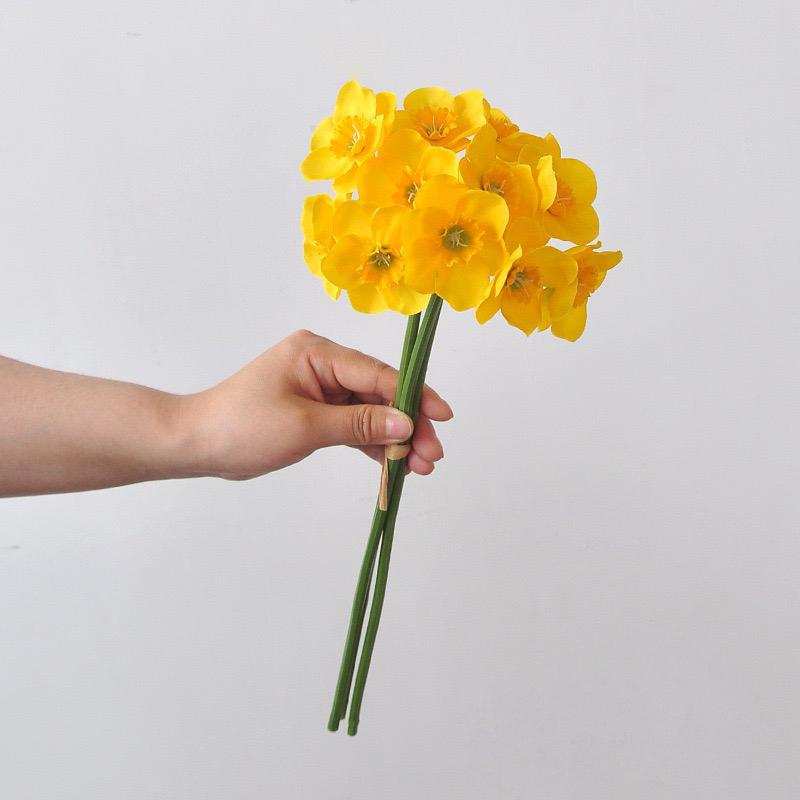 

White Artificial Daffodil Flower Bouquet Fabric Flowers for Home Wedding Decor Bridal Bouquets Table Arrangement