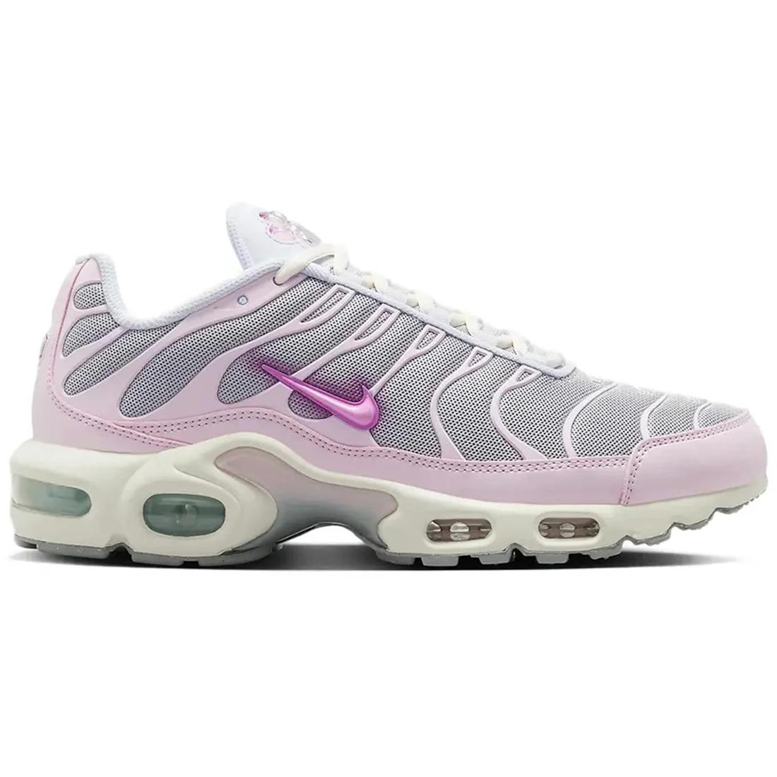 

Кроссовки Nike Air Max Plus Розовый пеноматериал с принтом лап (Женский)(HM3692-061) 36