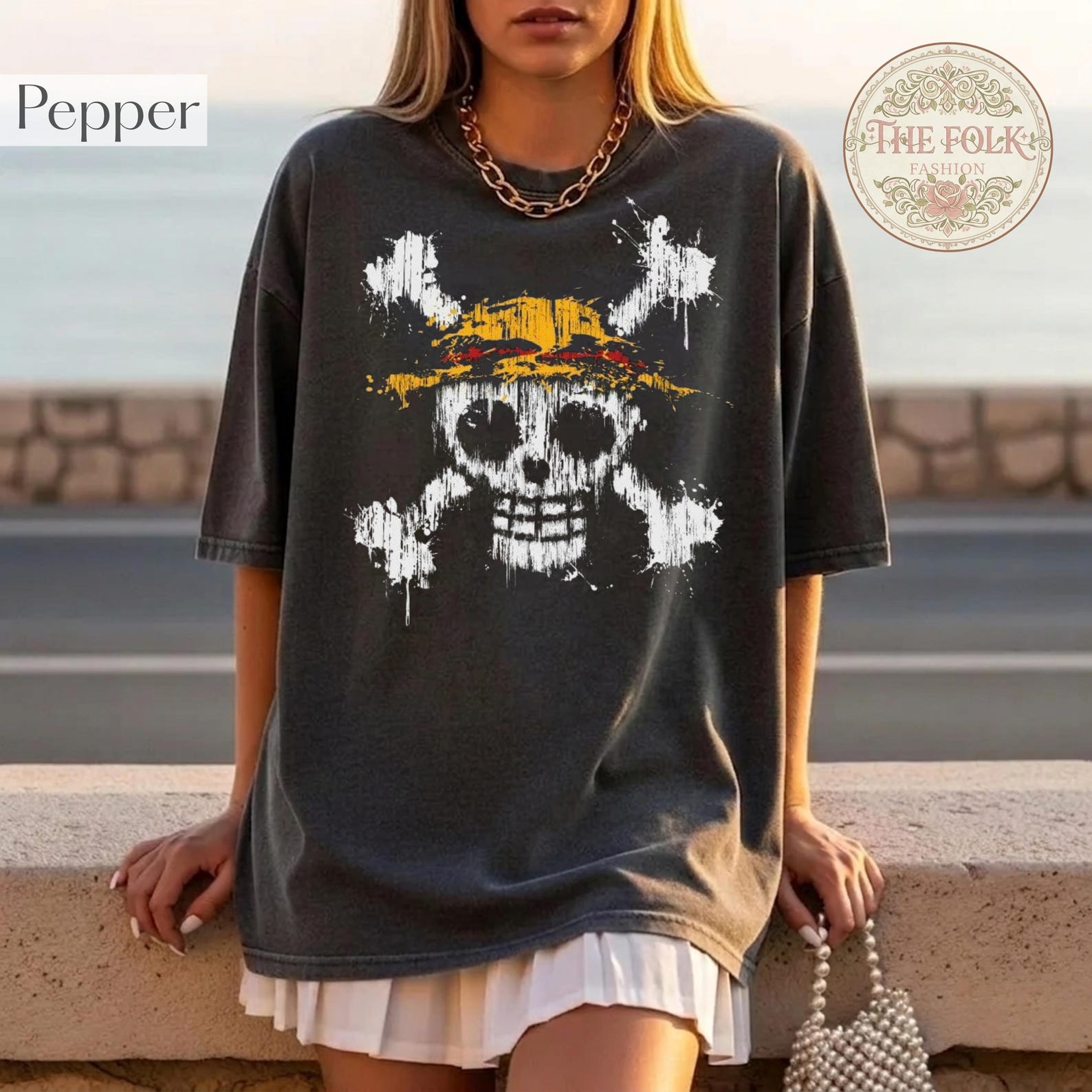 Straw Hat Pirate Shirt, One Piece Skull Graphic Tee, Retro Manga Tshirt, Vintage Anime Shirt, Grunge Skull Tee, Comfort Colors Halloween Tee 4XL