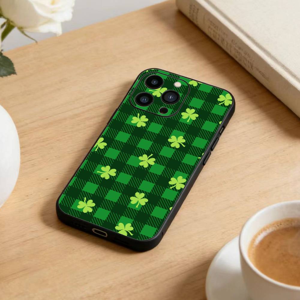 2026-Four-leaf clover Phone Case For iPhone 17 16 15 14 13 12 Max Plus Silicone Black Cover