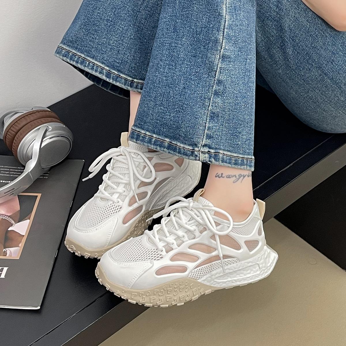 

2025 summer new fashion simple breathable mesh trend casual sports shoes little white shoes student shoes women 40