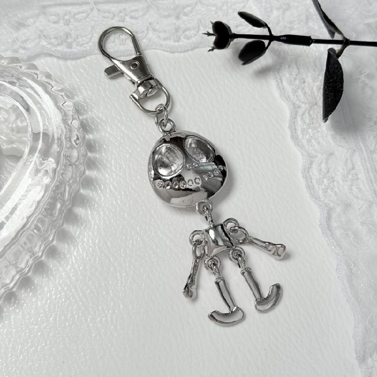 Portable Robot Shaped Keychain Craft Of Sturdy Alloy For Long Time Use