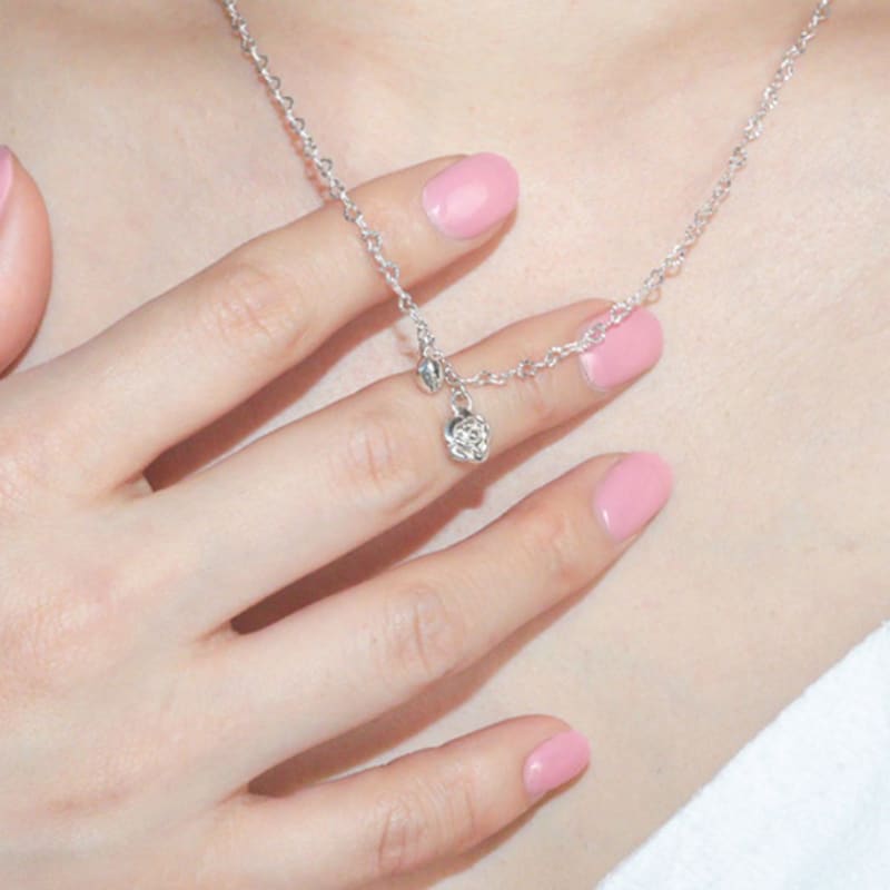 LOASI Lovely Rose. Rose Heart Chain Necklace