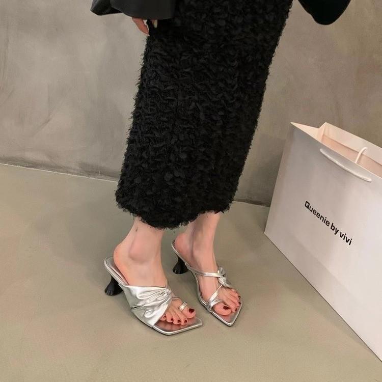 

Niche design French cool slippers fairy shoes wear 2024 new summer temperament high heels sandals 40 срібний