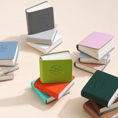 3 piezas Mini Libro de Pintura Lindo Marcalibros de Cartón Portátil Libro de Bolsillo Portátil Libreta de Mano Compacta