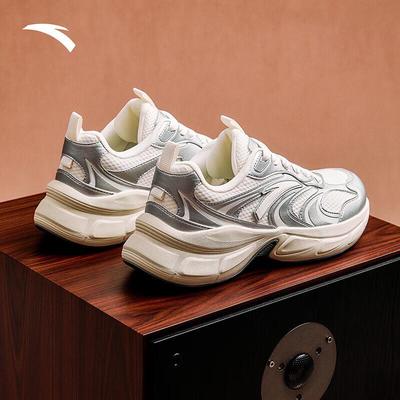 Încălțăminte pentru bărbați – Adidaşi