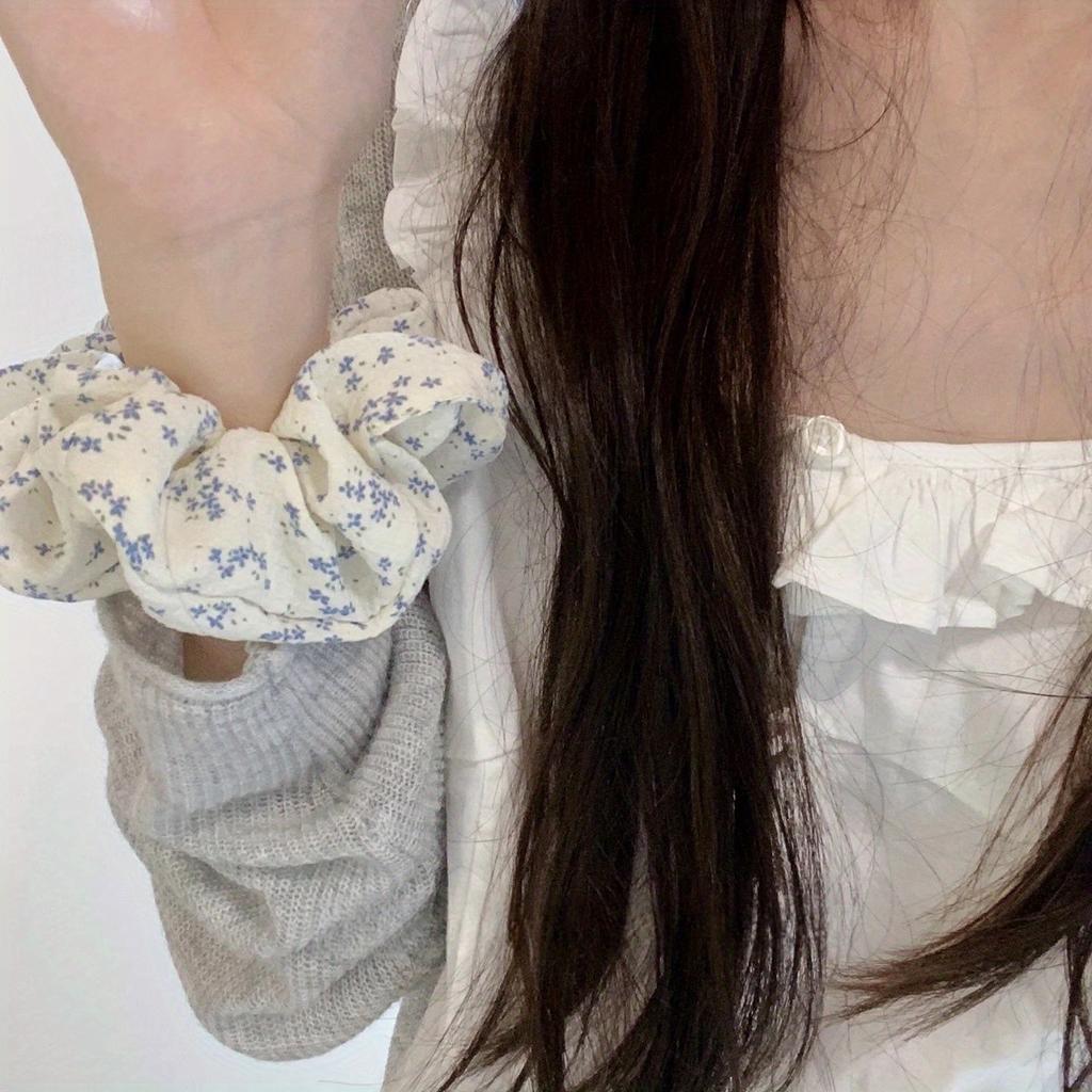 Floral Hair Scrunchie - Soft Fabric Scrunchie for Women and Girls, Perfect for Everyday Wear, Cute and Sweet Style, Suitable for Ages 14 and Up