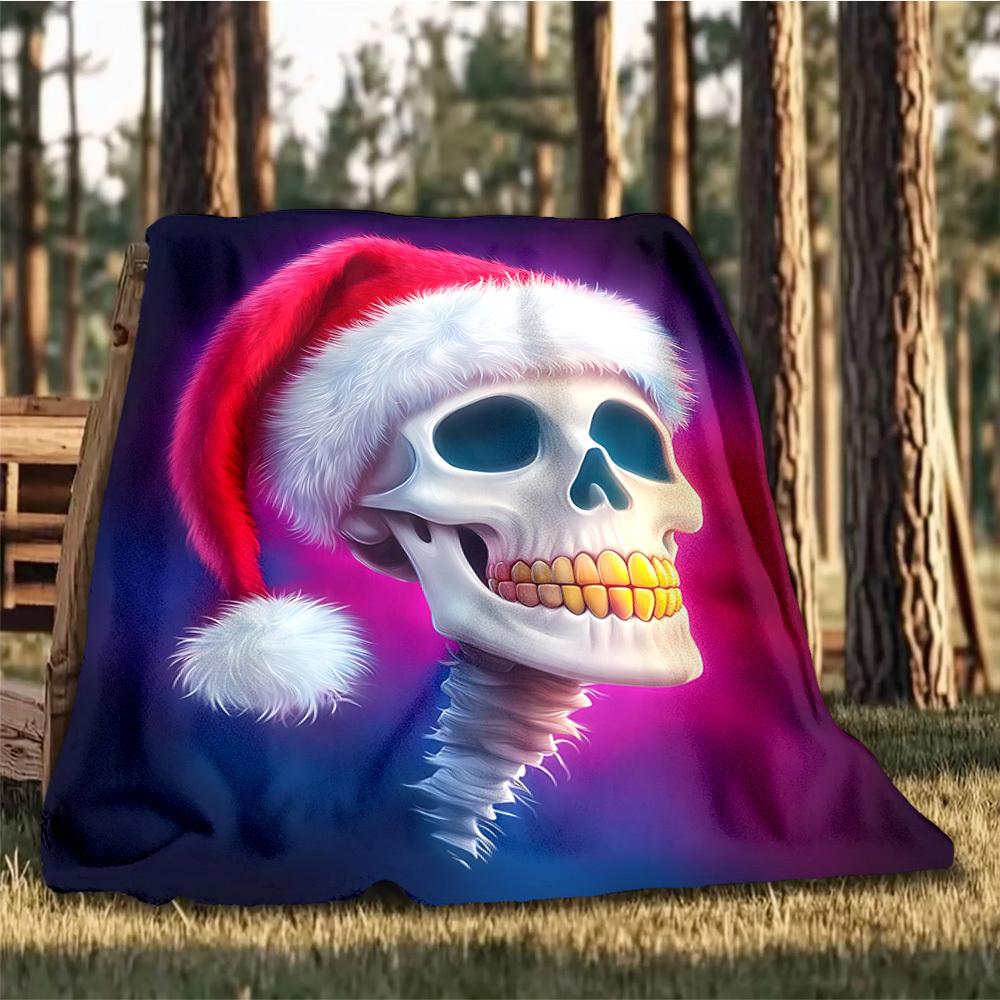 1pc Santa Skull Hat Outdoor Flannel Blanket , Machine Washable Perfect Gift for Birthday , Holiday Travel Accessory , Durable Material