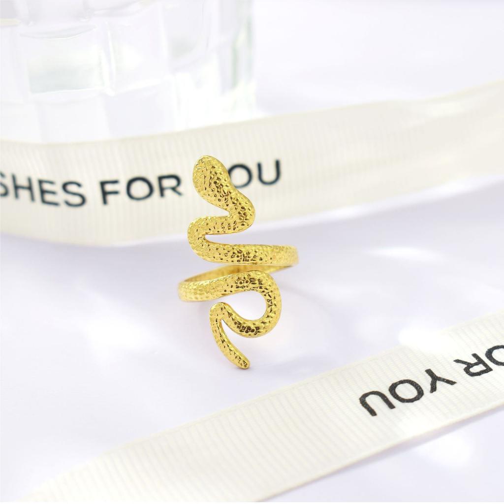 18K Gold-Plated Long Snake-Shaped Titanium Steel Ring Female, Hip-Hop Punk Style Opening Adjustable Ring