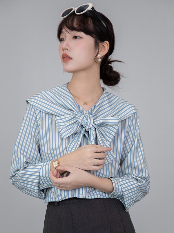 

Women s Blue Striped Sailor Collar Loose Shirt - French Design, Long Sleeve L