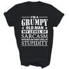 Sunt un bătrân morocănos Nivelul meu de sarcasm Tricou Unisex Amuzant Cadou