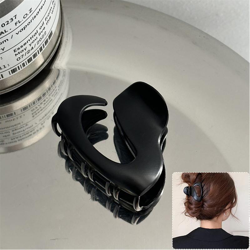 Elegant Geometric Wave Metal Gold Silver Hair Claw Clip For Women Accessories Large Punk Crab Jaw Clamps Hairgrip Headdress
