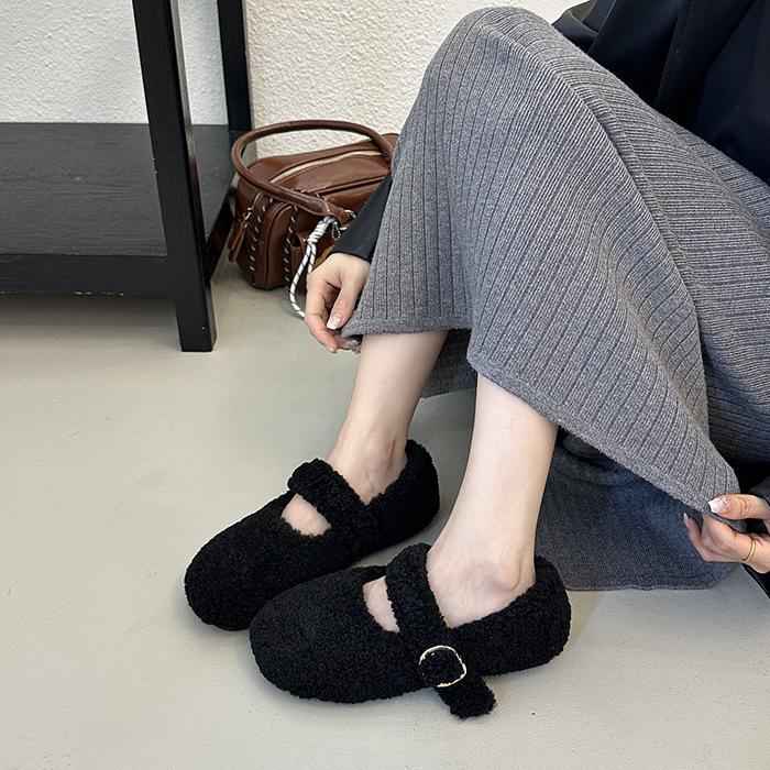 High-end foreign-style fluffy shoes for women to wear French new autumn and winter retro temperament flat-bottomed Mary Jane single shoes soft sole