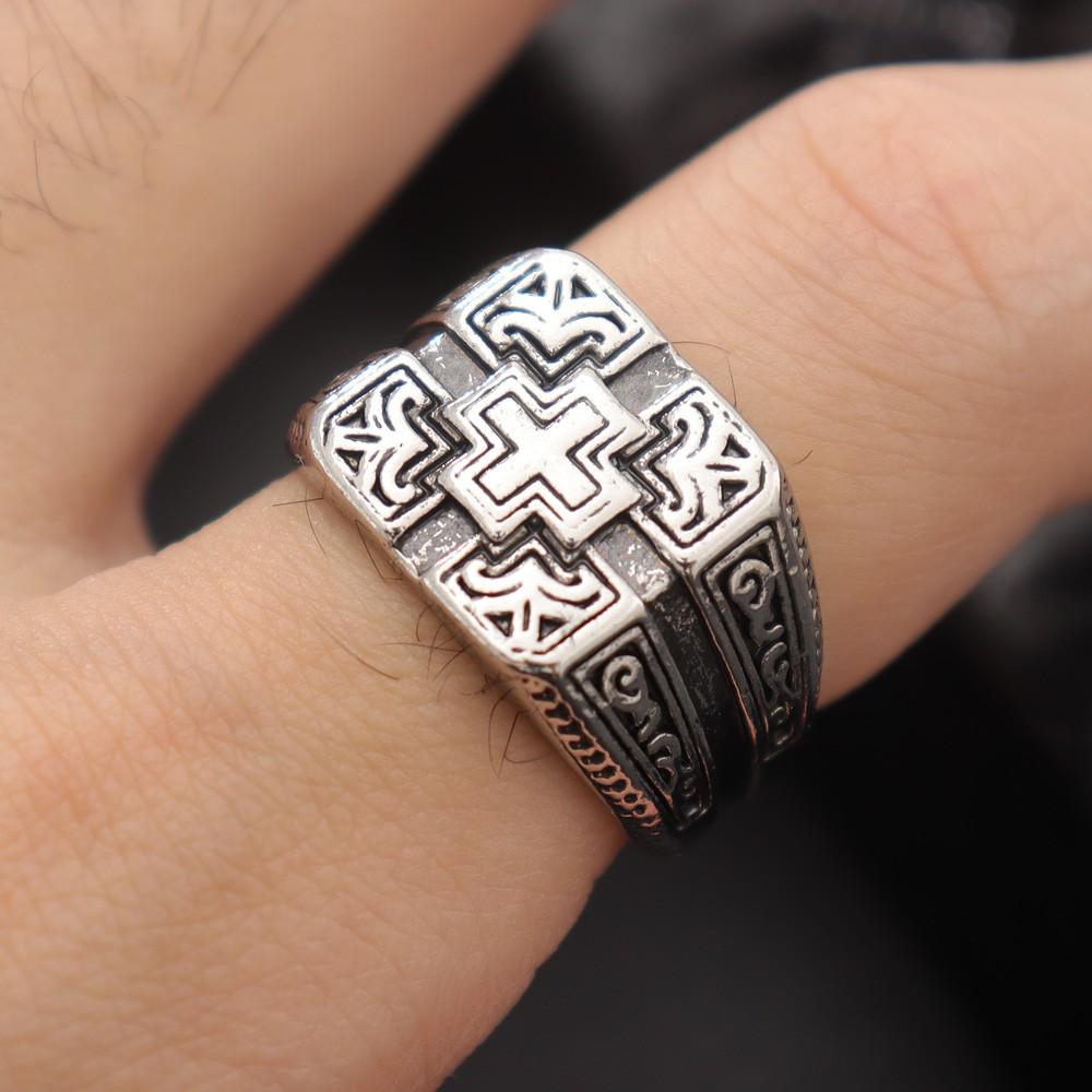 Trendy Retro Knight Shield Cross Ring Charming Men's Ring New Fashion Cross Amulet Jewelry Hip Hop Punk Accessories Party Gift