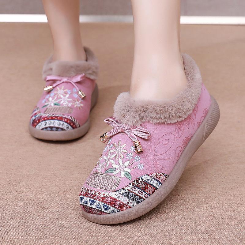 2025 Damen Schneestiefel Winter Neue Baumwollstiefel Alt Peking Bestickte Mutter Schuhe Samt Warm Damen Schuhe Einschlupf