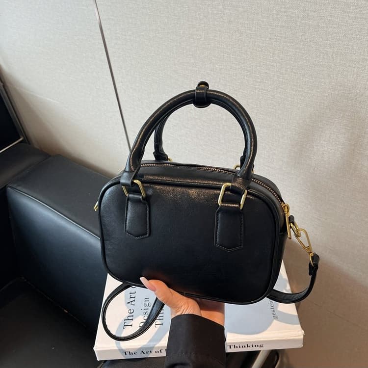 New Women's Versatile Simple Handbag Shoulder Bag
