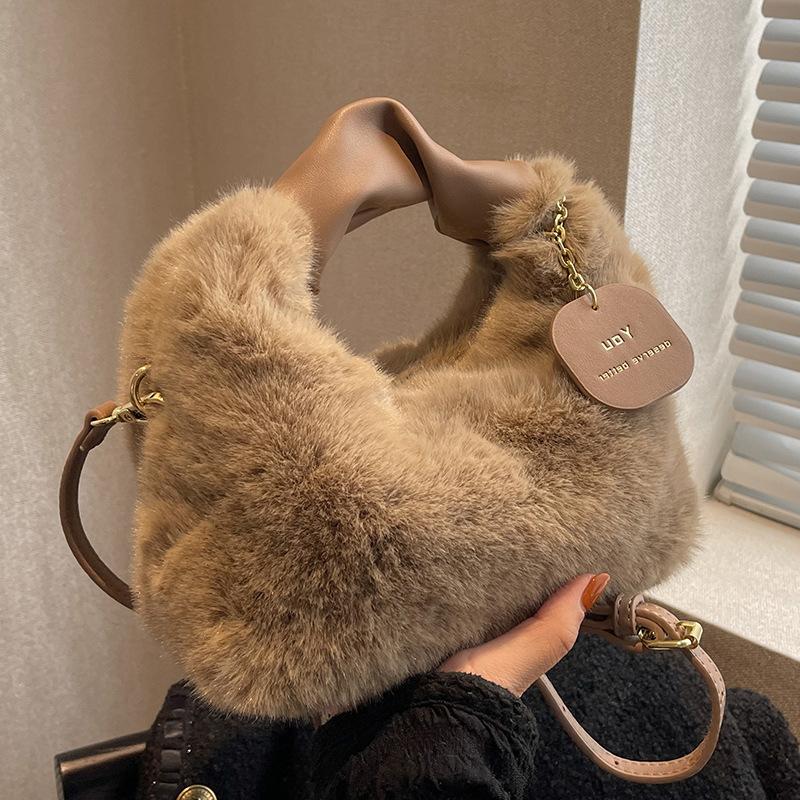 

Crossbody bag women s new autumn and winter women s bag Mao Mao bag high-end plush shoulder portable small bag світлого кольору хакі