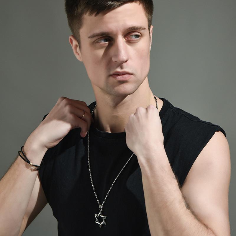 Vintage Six-pointed Star Pendant Necklace In Durable Titanium Steel For Men And Women