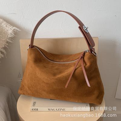 Damväskor – Axelremsväskor