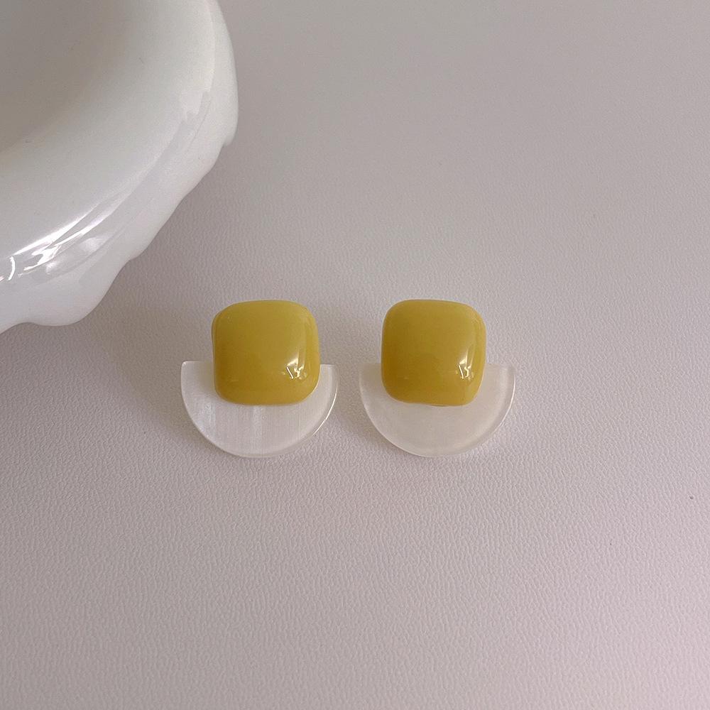 New Personalized Candy Colored Earrings Women Splicing Acrylic Design Cute Fresh Fashionable Commuting Trend High-End Feeling