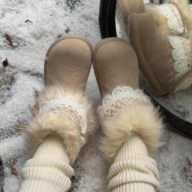 Fur integrated thick-soled snow boots women's new winter one-pedal fluffy shoes with plush thermal cotton shoes