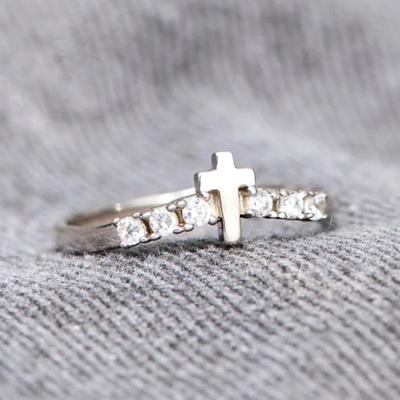 Women Cross Rings Timeless Style Silver Color Crystal Cubic Zircon Fashion Rings Daily Wear Statement Jewelry for Female