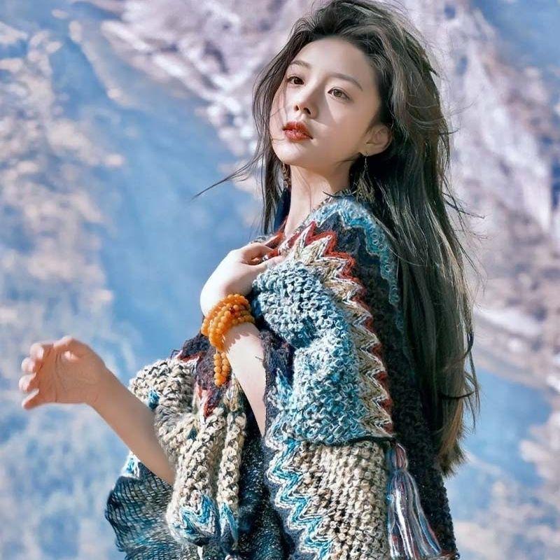 Ethnic Yunnan Style Women's Spring/Summer Long Cape Shawl with Tassels