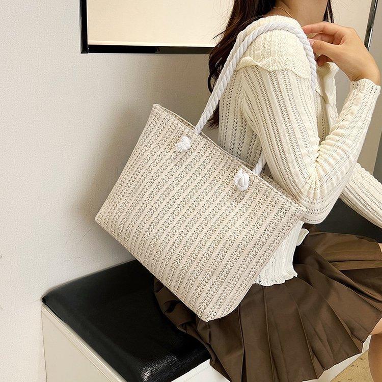 Fashion Large Capacity Shopper Shoulder Bag for Women Straw Woven Handbag Summer Beach Woven Simple Tote Bag