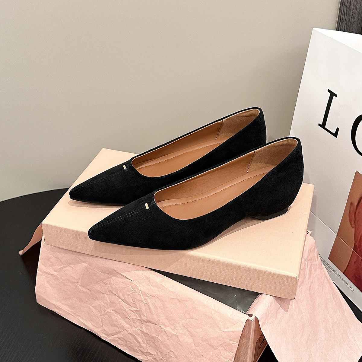 

211-3 French suede single shoes autumn new pointed middle heel shoes temperament soft sole inner height increase commuter women s shoes 35