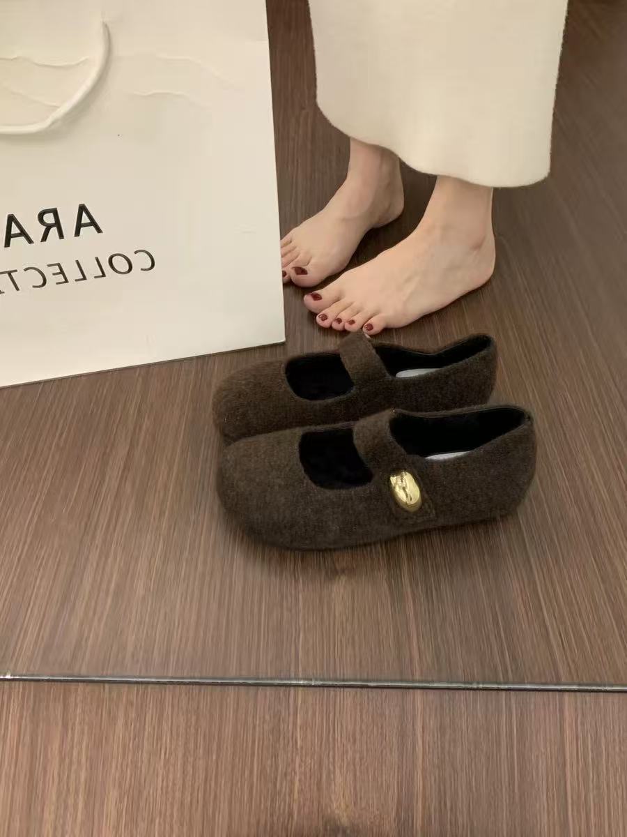 

Outer wear bag head single shoes women s 2025 autumn new one-pedal thick-soled suede Birkenstock single shoes 40 коричневый