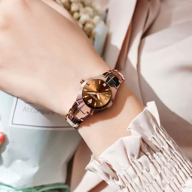 Topmarke Nagelneu Europäischer Stil Mode Leichter Luxus Uhr Wasserdicht Damenuhr Hochwertige Damen Quarz Uhr