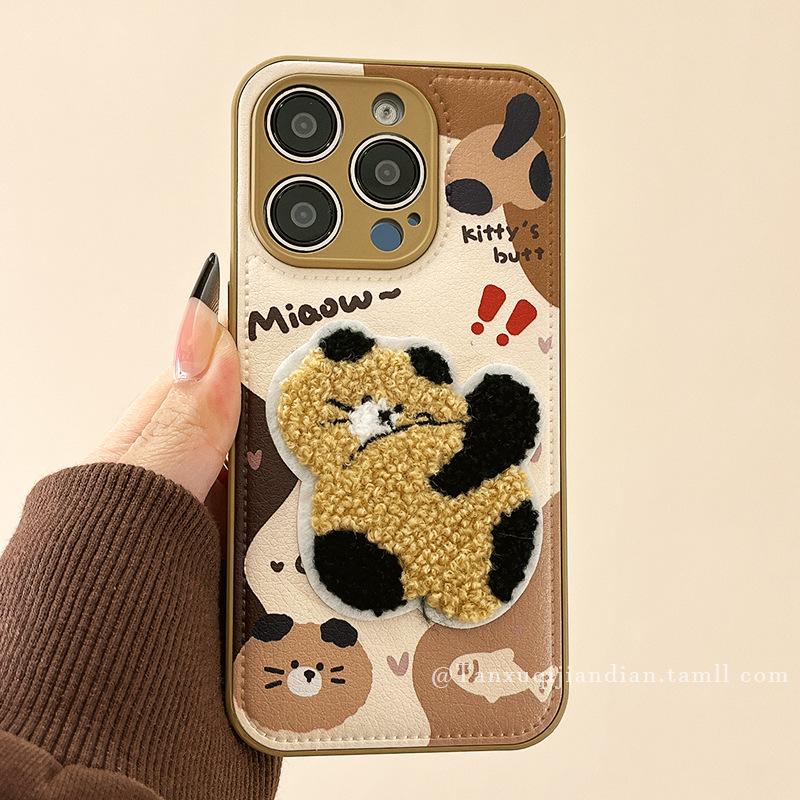 Autumn/Winter West Highland Puppy Kitten Apple 16 Pro Max & iPhone 15 Pro Case