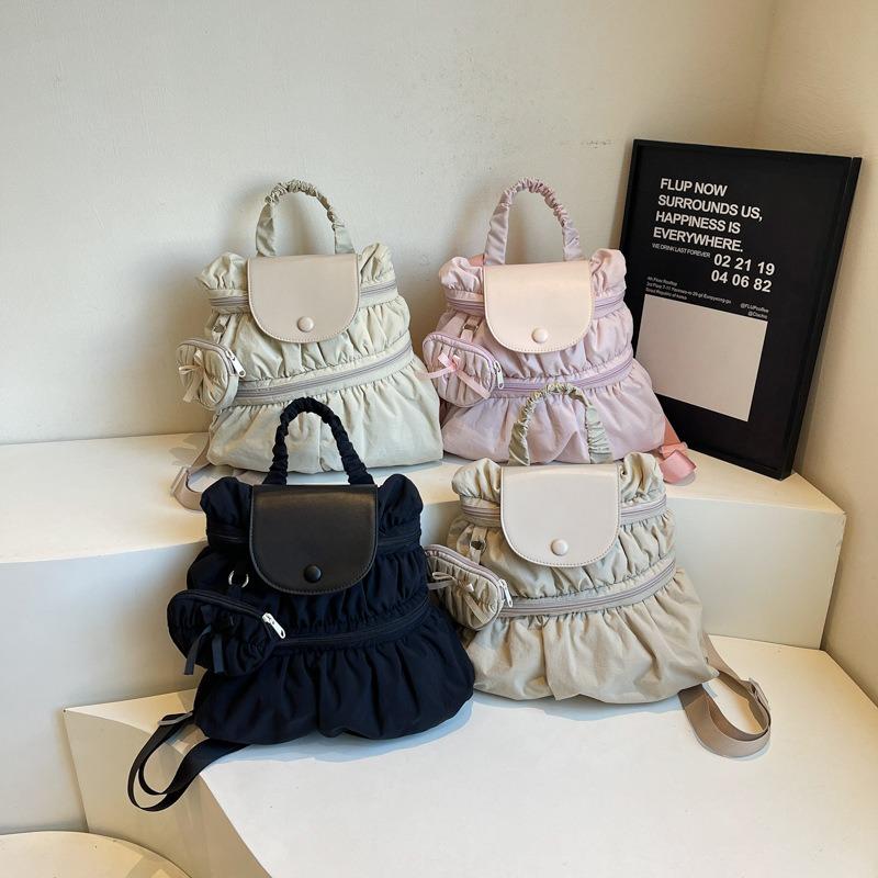 College style backpack women's new trendy fashion pleated nylon casual portable backpack