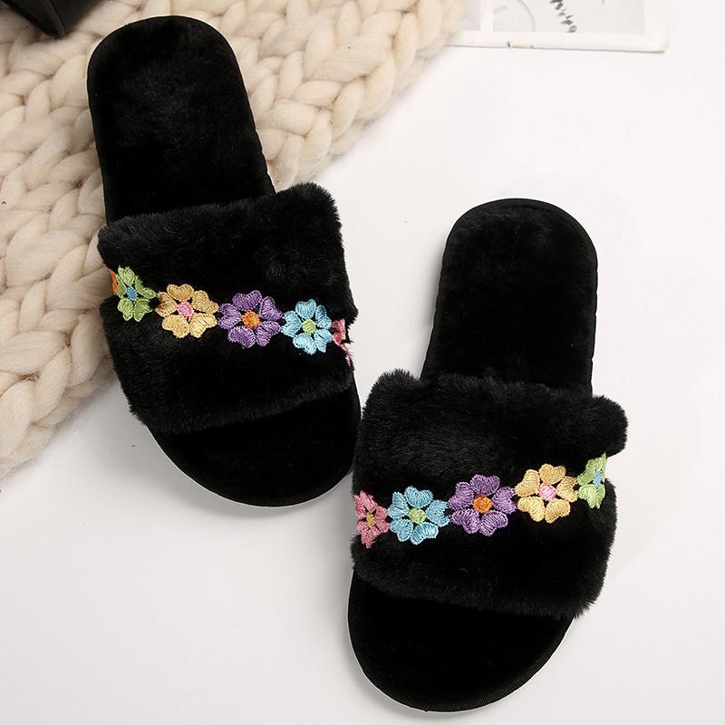 Fashion Flower Embroidery Plush Slippers Women Soft Black Faux Fur House Cotton Slides Woman Indoor Non Slip Flat Heel Fur Slippers Lady