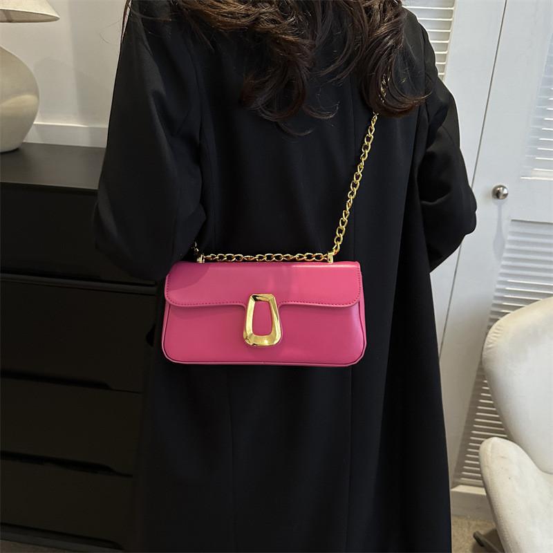 Trendy Shoulder Bag For Women Fashionable Chain Small Square Crossbody Purse