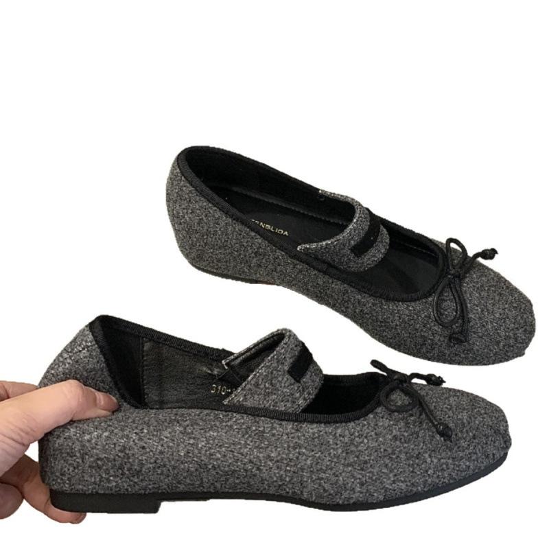 2025 nové saténové baletní boty dámské ploché podpatky nová vesnická barva kulatá špička mašle slovo se světlým lemem jedny boty