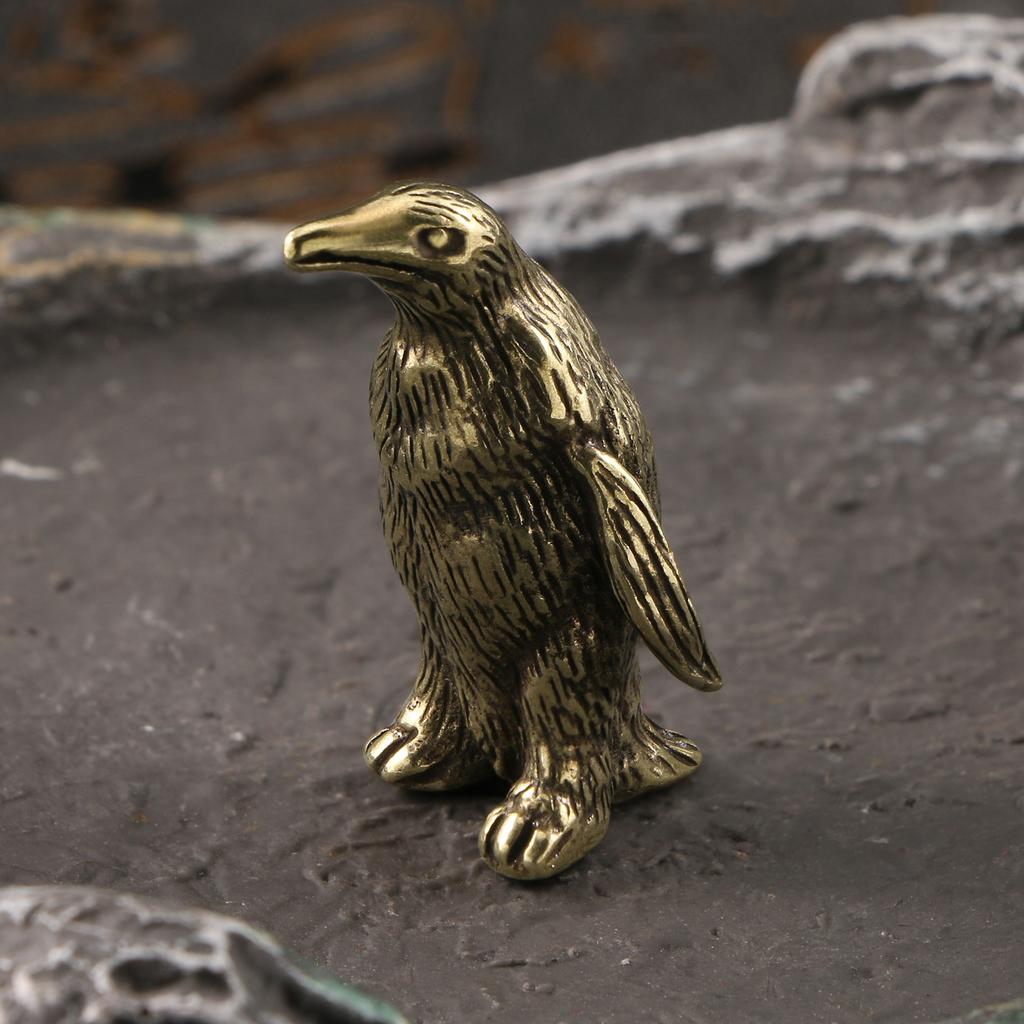 Emperor Penguin Brass Metal Decorative Figurines Living Room Decoration Creative Animal Copper Carving Handicrafts Souvenir