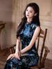 Autumn Retro Velvet Sleeveless Cheongsam Dress: Republic Era-Inspired, High-End Slimming Style