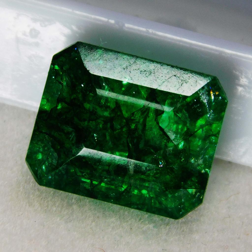 8 Ct Green Natural Colombian Emerald CERTIFIED Loose Gemstone Emerald Cut A-3885a