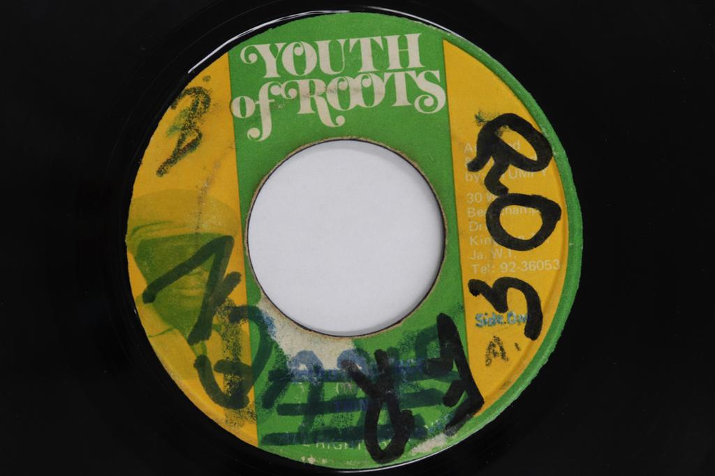 7inch Record TRINITY - Dragon Dance NONE Youth Of Roots 1978 Jamaica Reggae, Ska & Dub Used