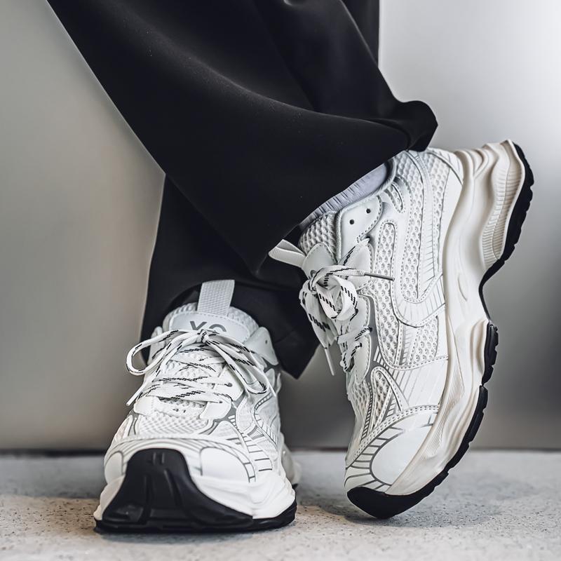 New Fashion Men's Four Seasons Comfortable Thick Sole Shoes Students Male Boys Trending Soft Sole Breathable Casual Running Sneakers
