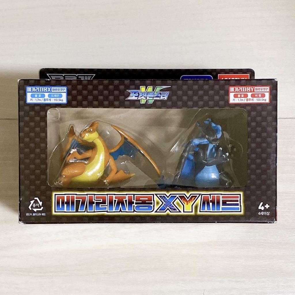 [USED] Pokemon Moncolle Mega Charizard X and Mega Charizard Y Korean Version